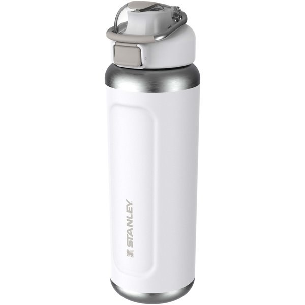 Stanley Classic Wellspring 710 ml recycled stainless steel insulated water bottle